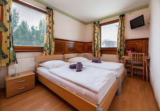 Hotel Waitz -Self Check In Unterwaltersdorf Экстерьер фото